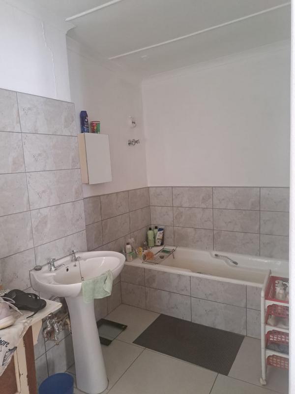 4 Bedroom Property for Sale in Zastron Free State